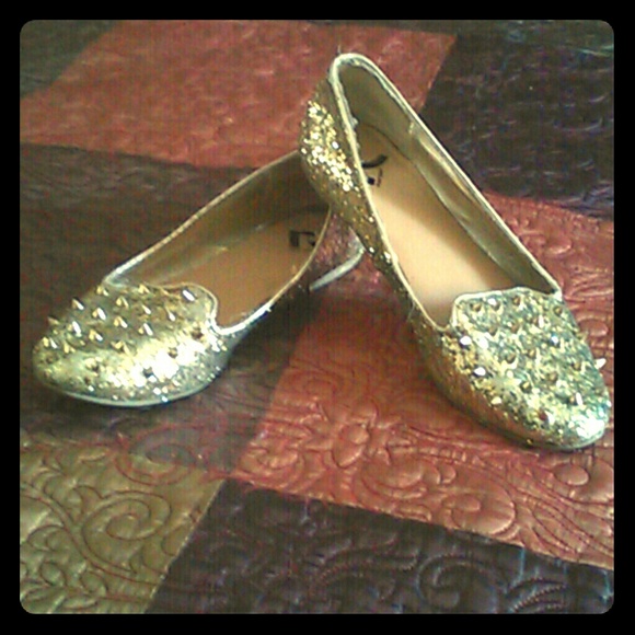 Gold glitter flats
