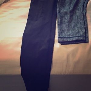 Long black lululemon yoga pants