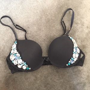 Customized Rave Bra
