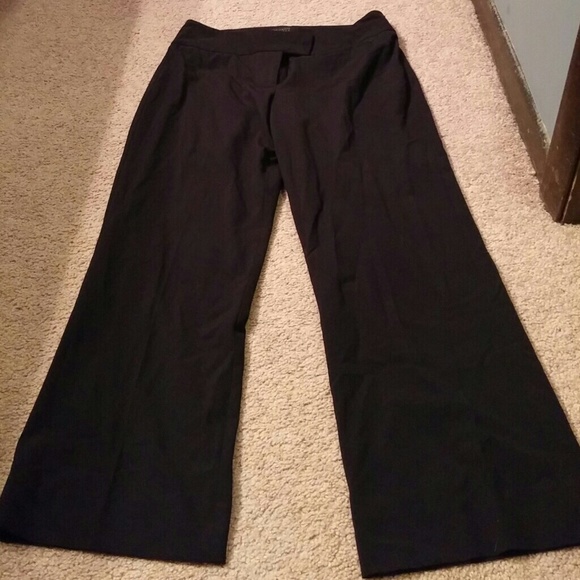 the limited size 6 dress capris