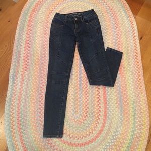 SOLD! American Eagle Jegging