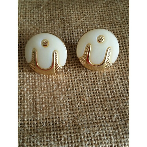 VINTAGE Handmade Earrings - Picture 2 of 3