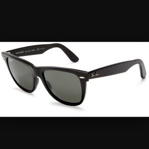 Ray Ban Wayfarers!