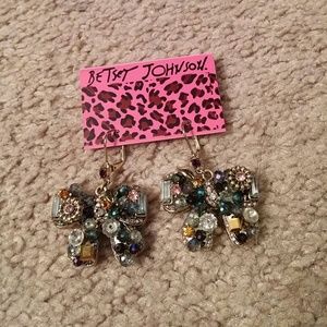 NWT Betsey Johnson earrings
