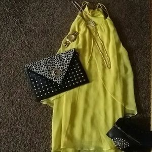 Yellow dress