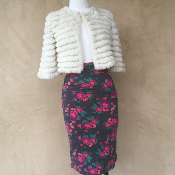 Floral High-Waisted Skirt!