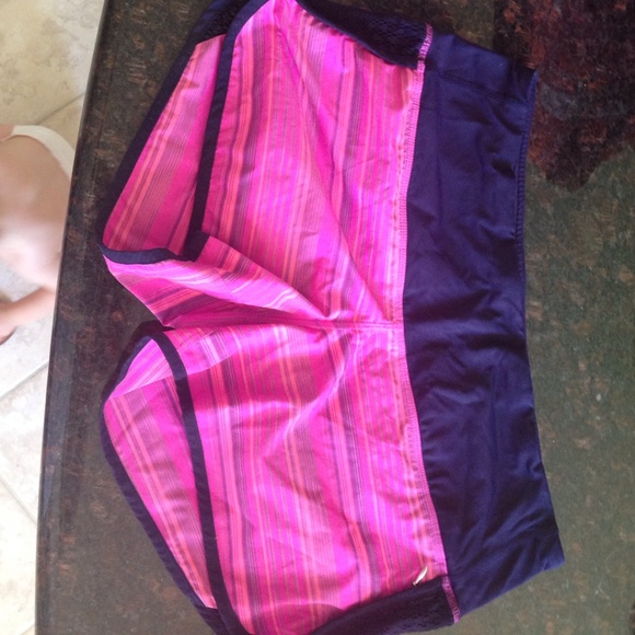 Lululemon size 8 shorts