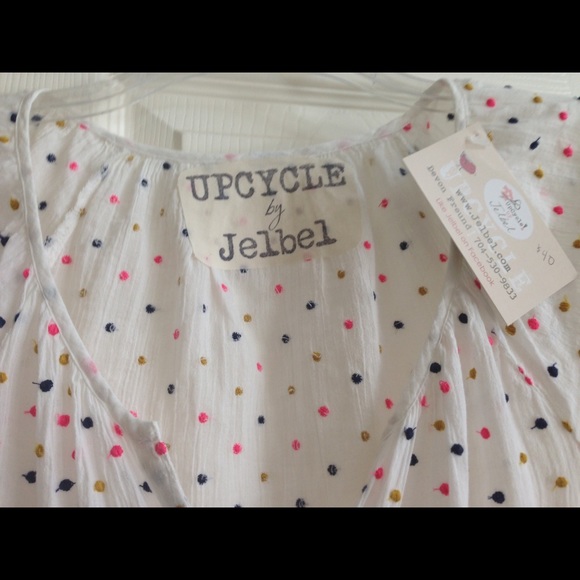 Knit and antique lace top - Picture 2 of 4