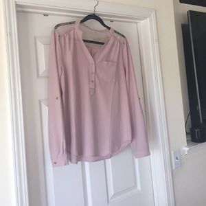 -SOLD!!!- NWOT .. Rose colored top with lace