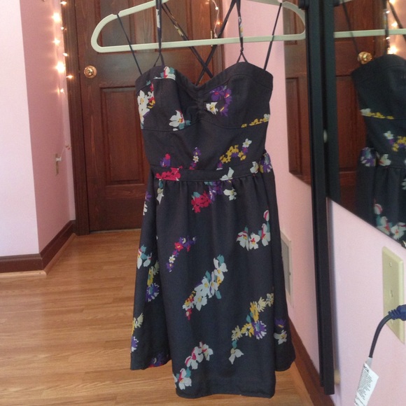American Eagle Criss Cross Back Dress