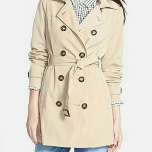 Rain trench coat