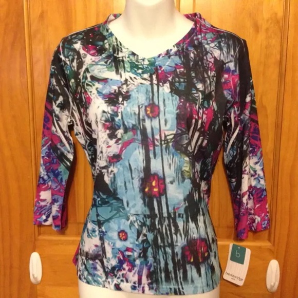 🌈🌍women's top/ blouse NWT petite small