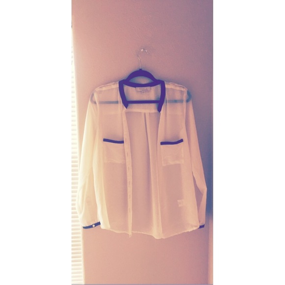 Sheer off-white button up blouse - Picture 1 of 2
