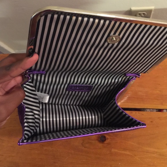 Metallic Purple Cross Body Bag - Picture 2 of 3