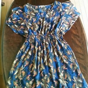 Flowy dress with bird pattern