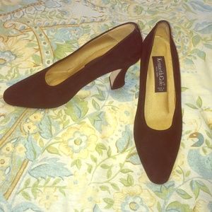 Kenneth Cole made in Spain suede heels