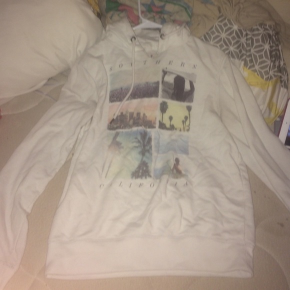 Light California hoodie