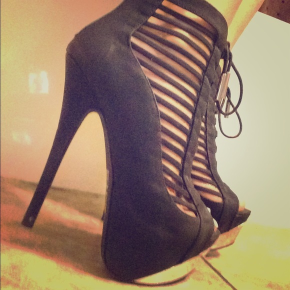 shoe dazzle heels