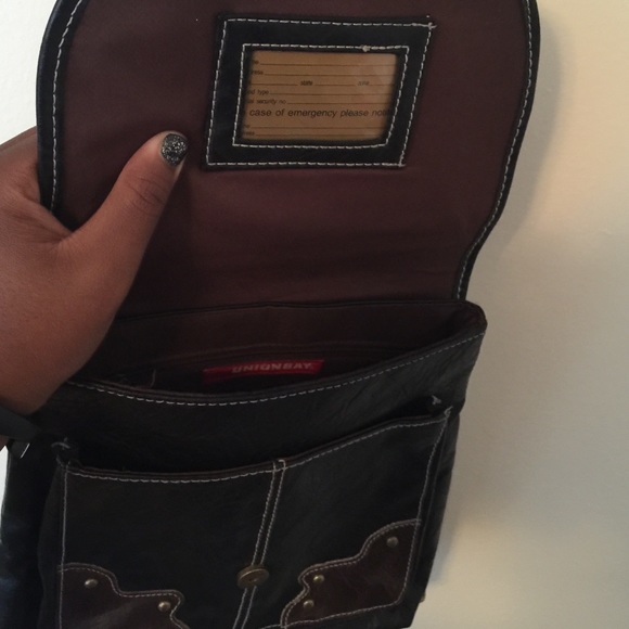 Convertible Unionbay Owl Bag - Picture 2 of 4