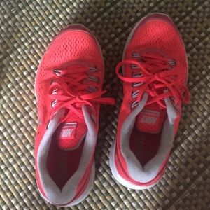 Nike running shoes -breathable