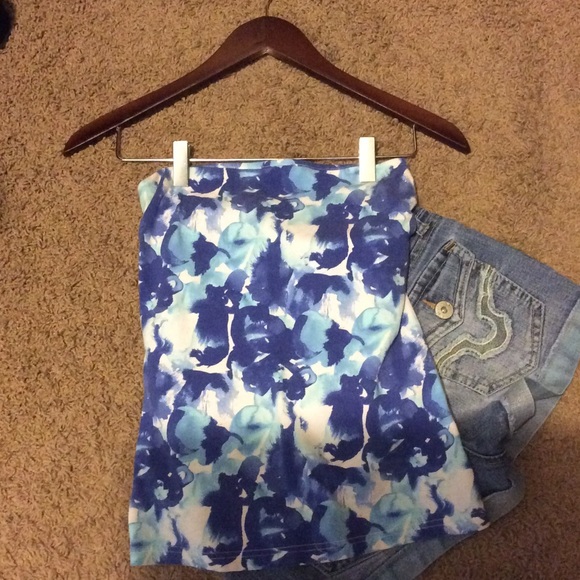 Strapless top by H&M