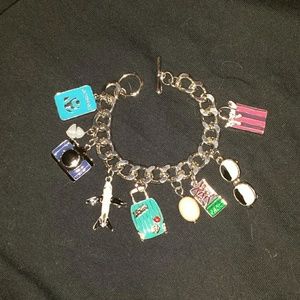 Travel Charm Bracelet ?????