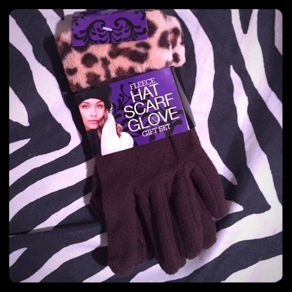 Cheetah Gloves!