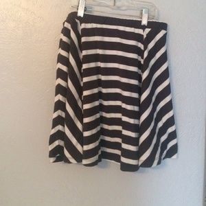 b&w striped skirt