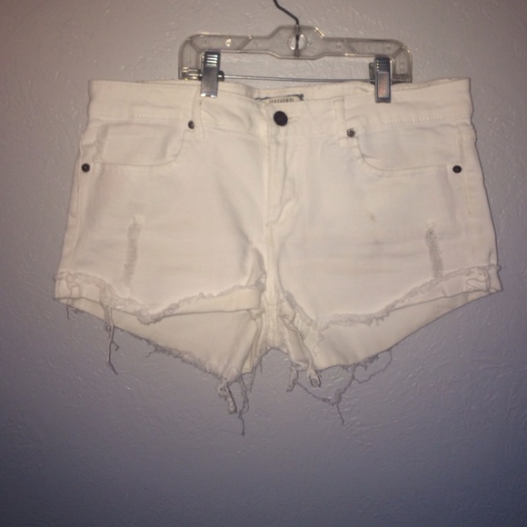 distressed white shorts