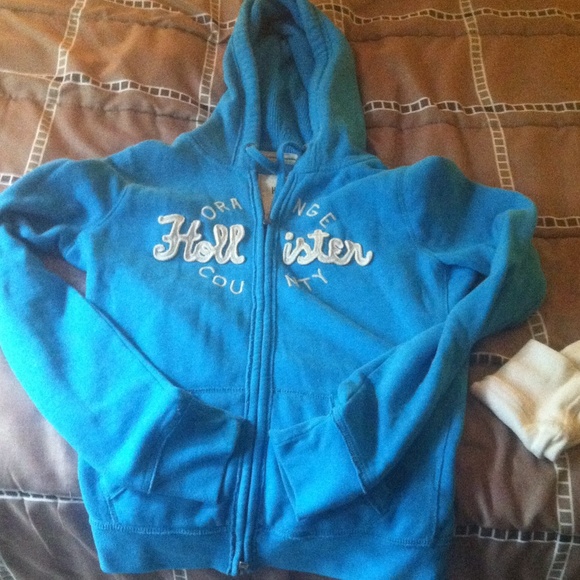 Hollister sweter