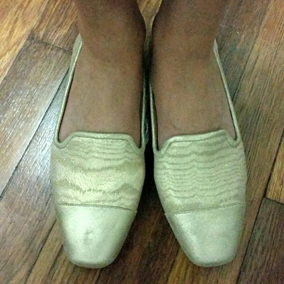 (SOLD) HP | Shimmer Stripe Leather Loafers - Picture 4 of 4