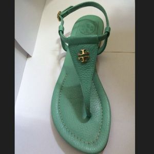 Price Dropped 🎉 Tory Burch flip flops