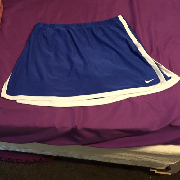 Nike fit dry tennis skort