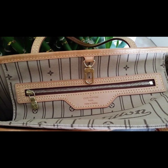 🎀SOLD🎀💯% Authentic Louis Vuitton Monogram - Picture 4 of 4