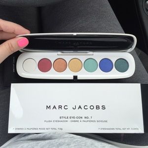 Marc Jacobs Style Eye-Con No. 7 Plush Eyeshadow