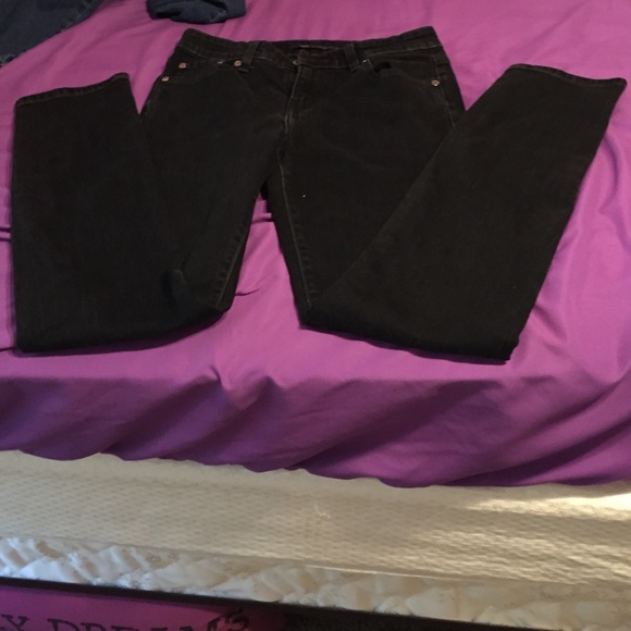 Black Levi skinny jeans