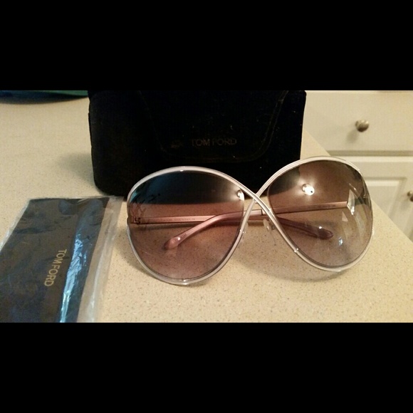 Tom Ford Sienna sunglasses