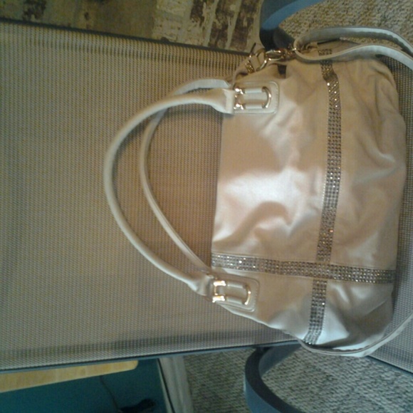 Handbag - Picture 2 of 4