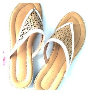 Sperry White Sandles