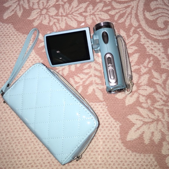 Camcorder like new no scratches