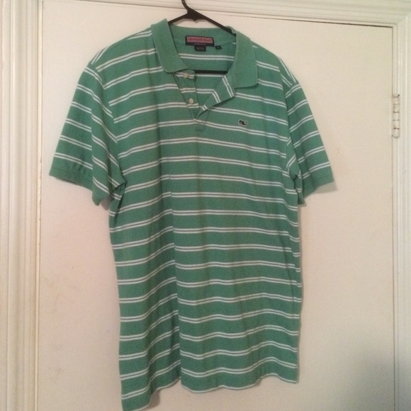 vineyard vines polo size medium