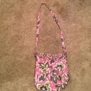 Vera Bradley cross body bag! (Huge)