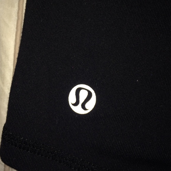 Reversible Black lululemon spandex w colorful band - Picture 3 of 3