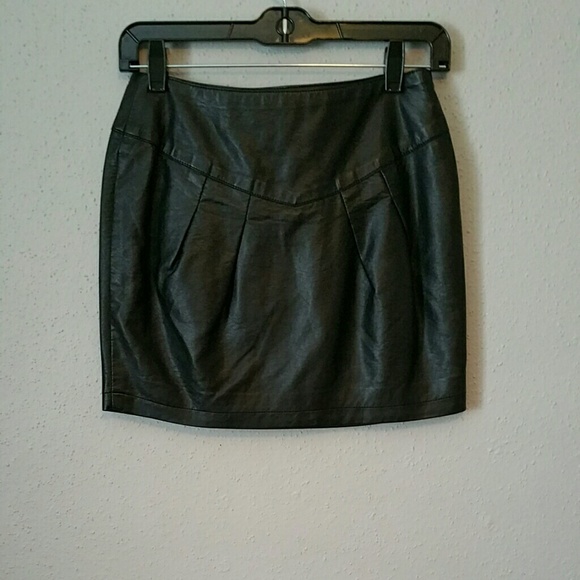 Forever 21 Faux Leather Skirt