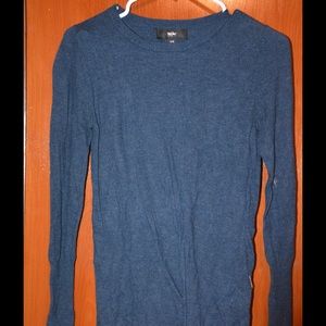 Mossimo blue light weight sweater