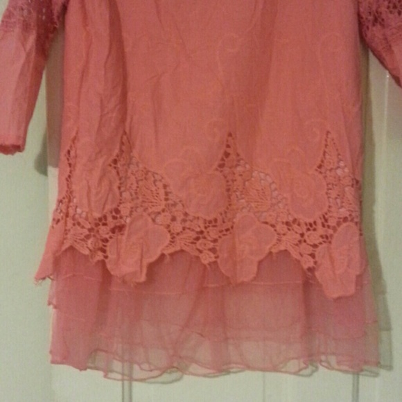 Pretty Peach top - Picture 2 of 4