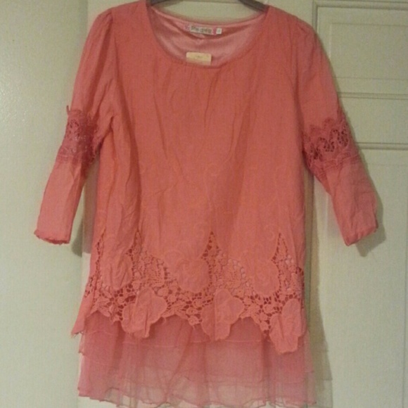 Pretty Peach top - Picture 3 of 4