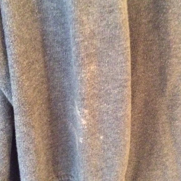 Sweatshirt - Picture 4 of 4