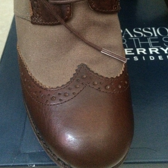 Sperry boots - Picture 2 of 4