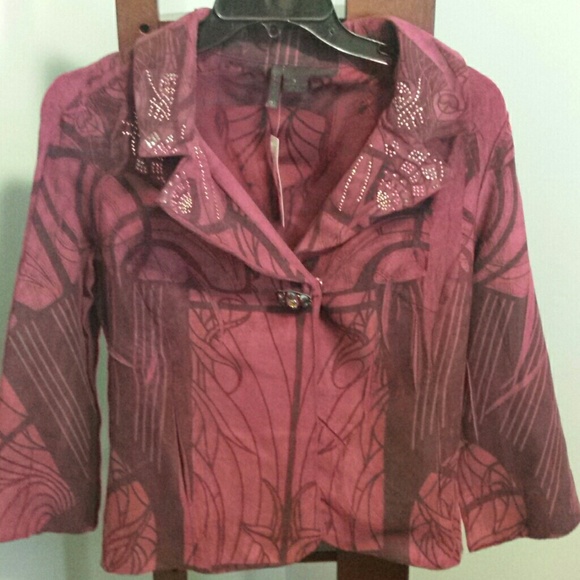 NWT MULBERRY COLOR 3/4 LENGTH SLEEVE JACKET